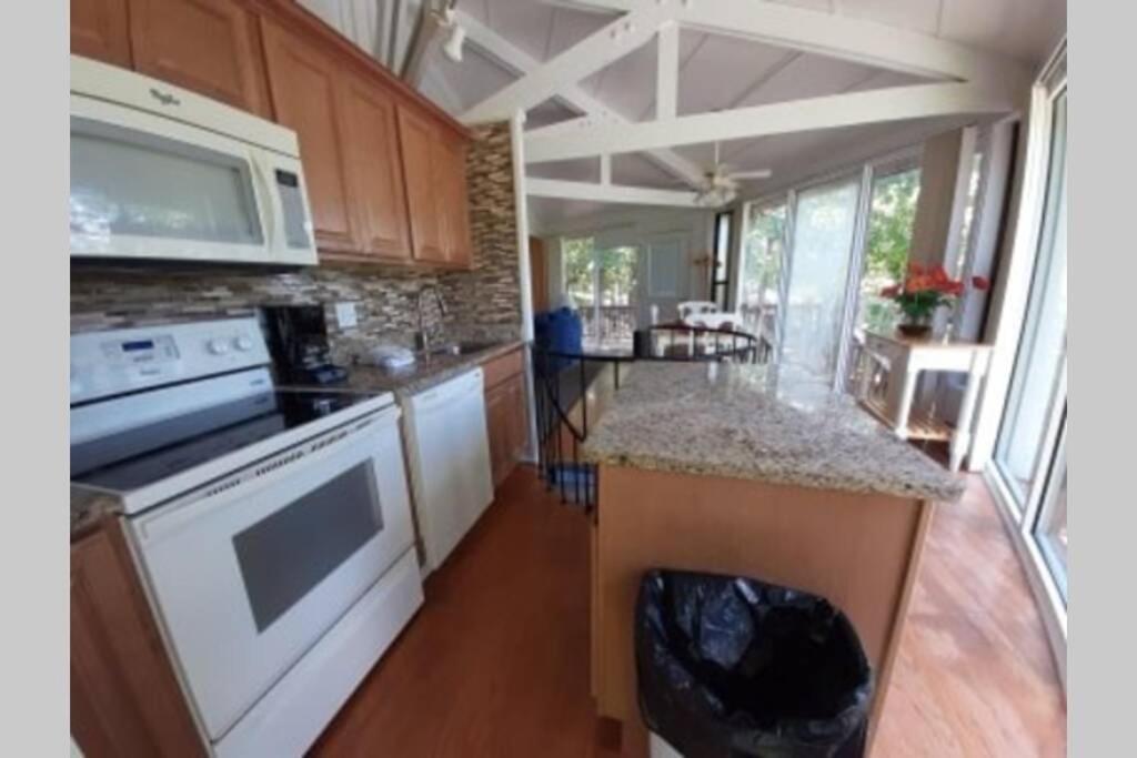 Unit 11-Treetop 2 Bedroom Villa Village of Four Seasons Exterior photo